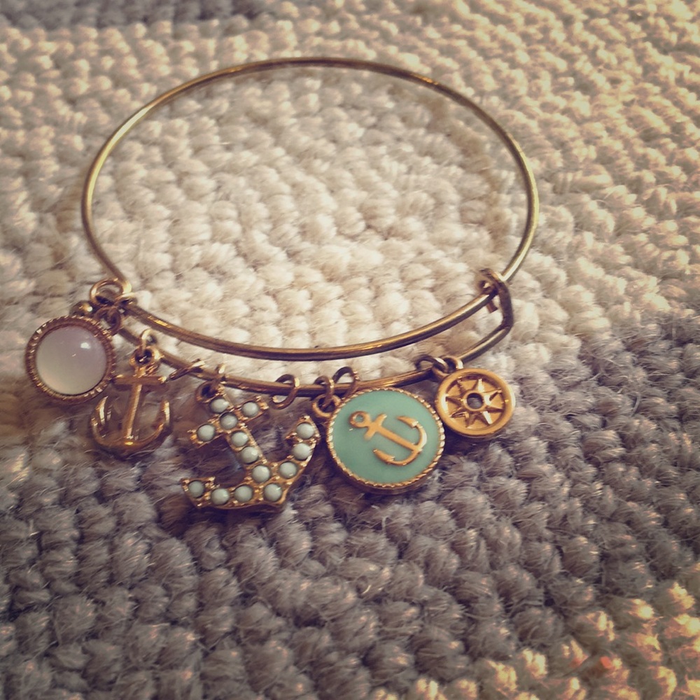 Charm bracelet